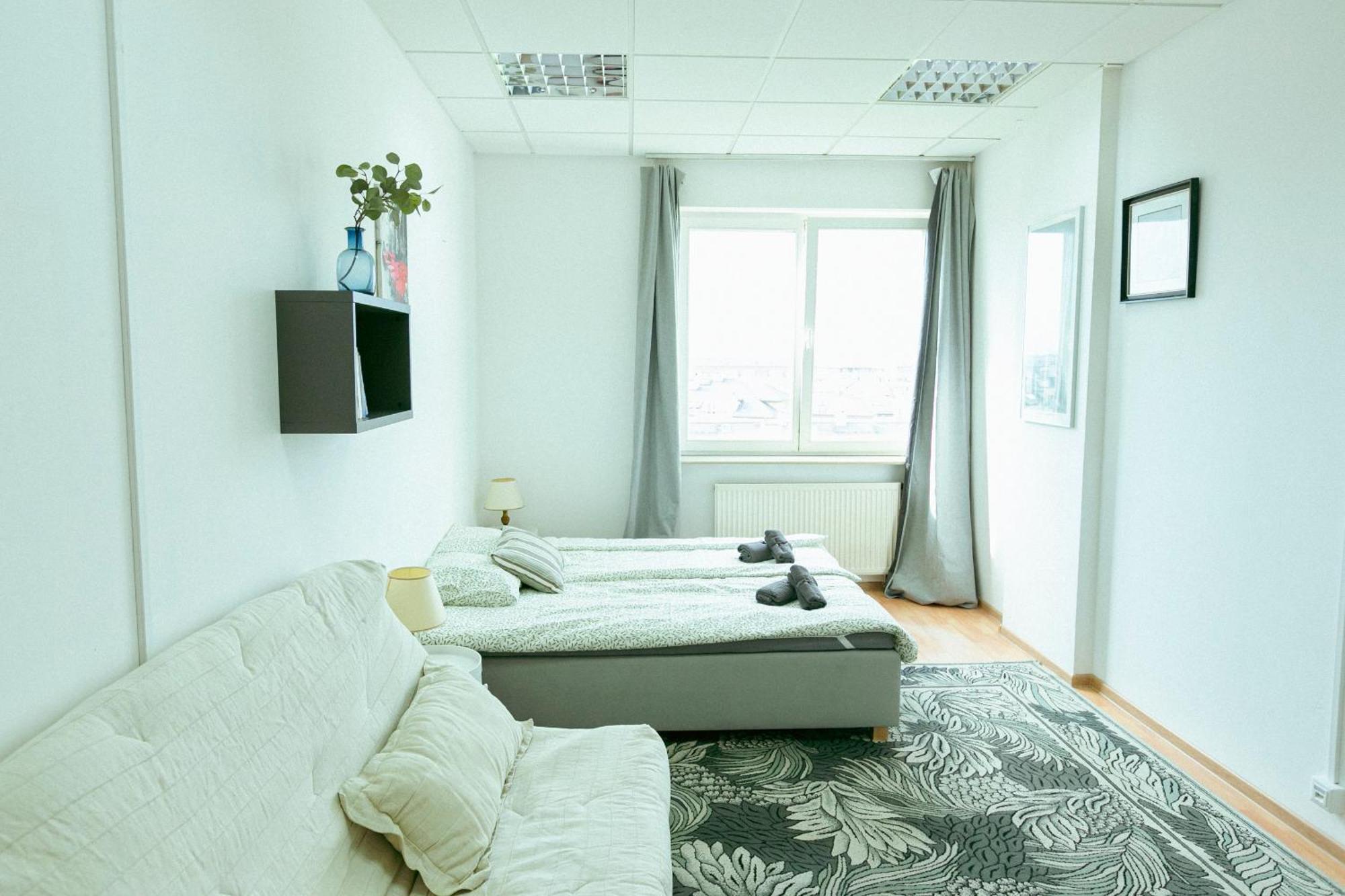 Hostel Metro Kabaty Warsaw Exterior photo